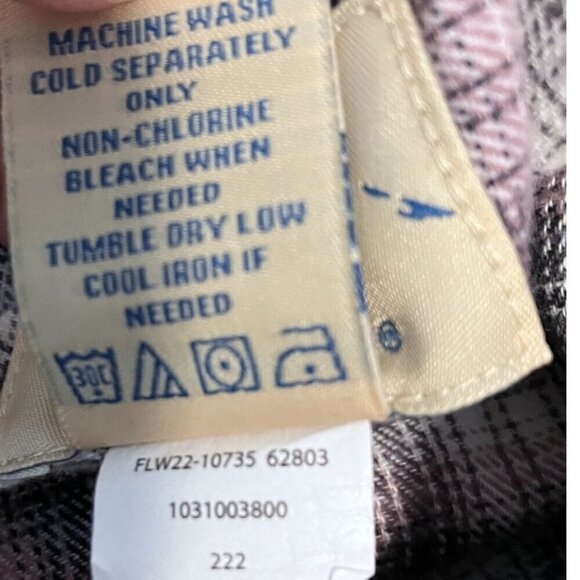 Blue Mountain Women's Pink, Black and White Plaid Flannel Button-Down Shirt Sz M - Picture 6 of 7